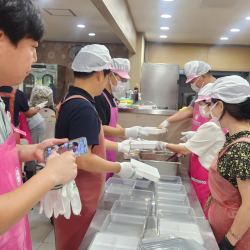 사랑나눔무료급식소 자원봉사 8월21일 30번 사진