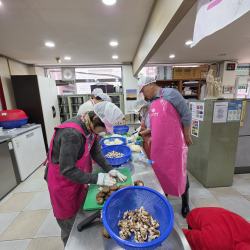 26년10월16일 사랑나눔 무료급식 자원봉사 103번 사진