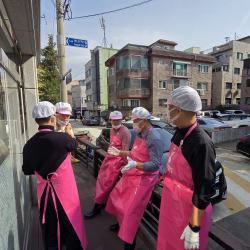 26년10월16일 사랑나눔 무료급식 자원봉사 5번 사진