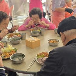 26년10월16일 사랑나눔 무료급식 자원봉사 24번 사진