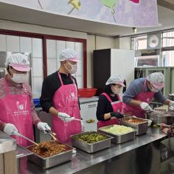 26년10월16일 사랑나눔 무료급식 자원봉사 11번 사진