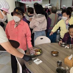26년10월16일 사랑나눔 무료급식 자원봉사 23번 사진
